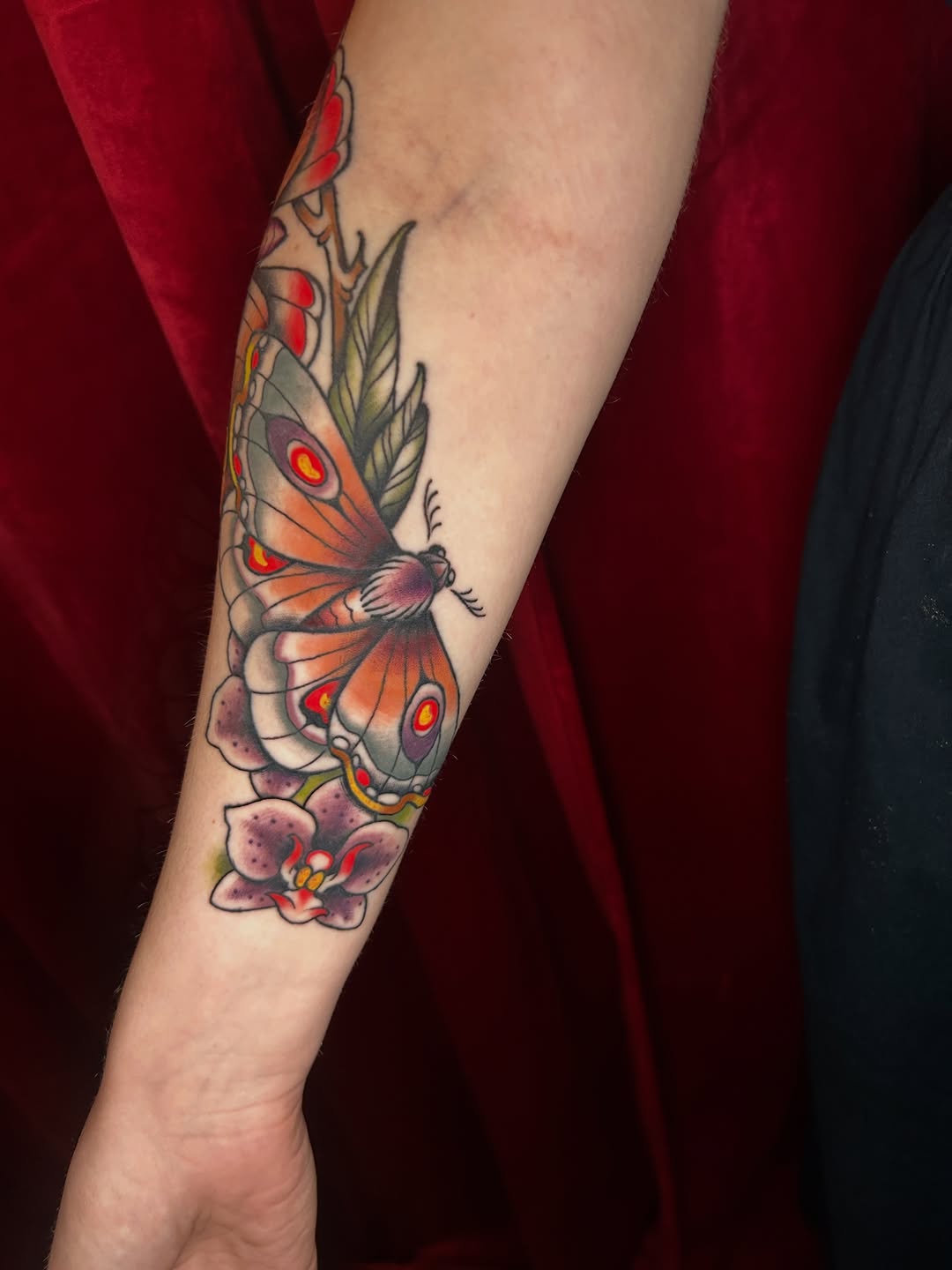 Tattoo by @tattoosbyolivia — neo_traditional