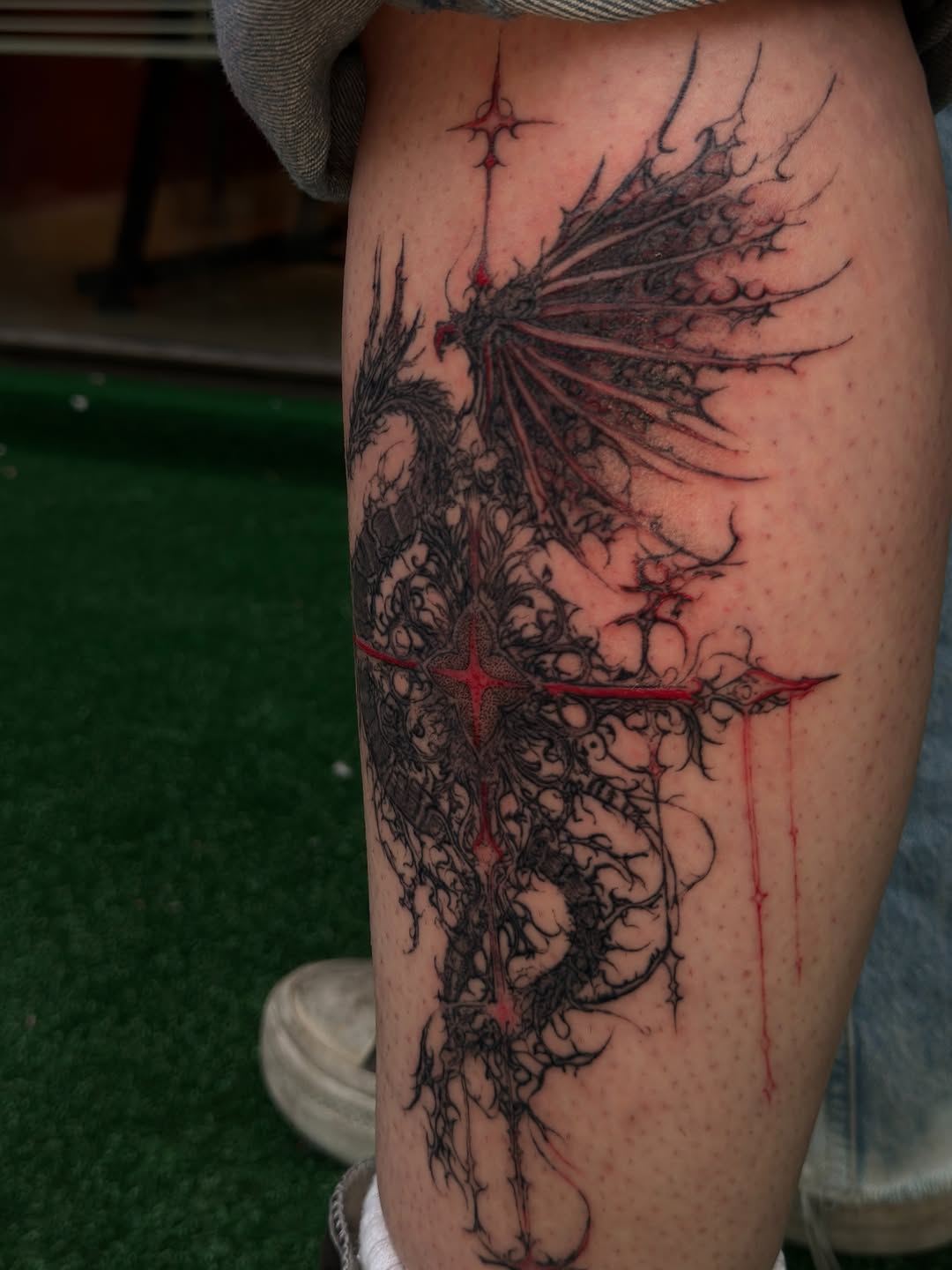 Tattoo by @relicglow_ink โ blackwork, dark_realism