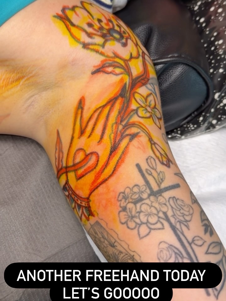 Tattoo by @sumsumtattoos โ trash_polka