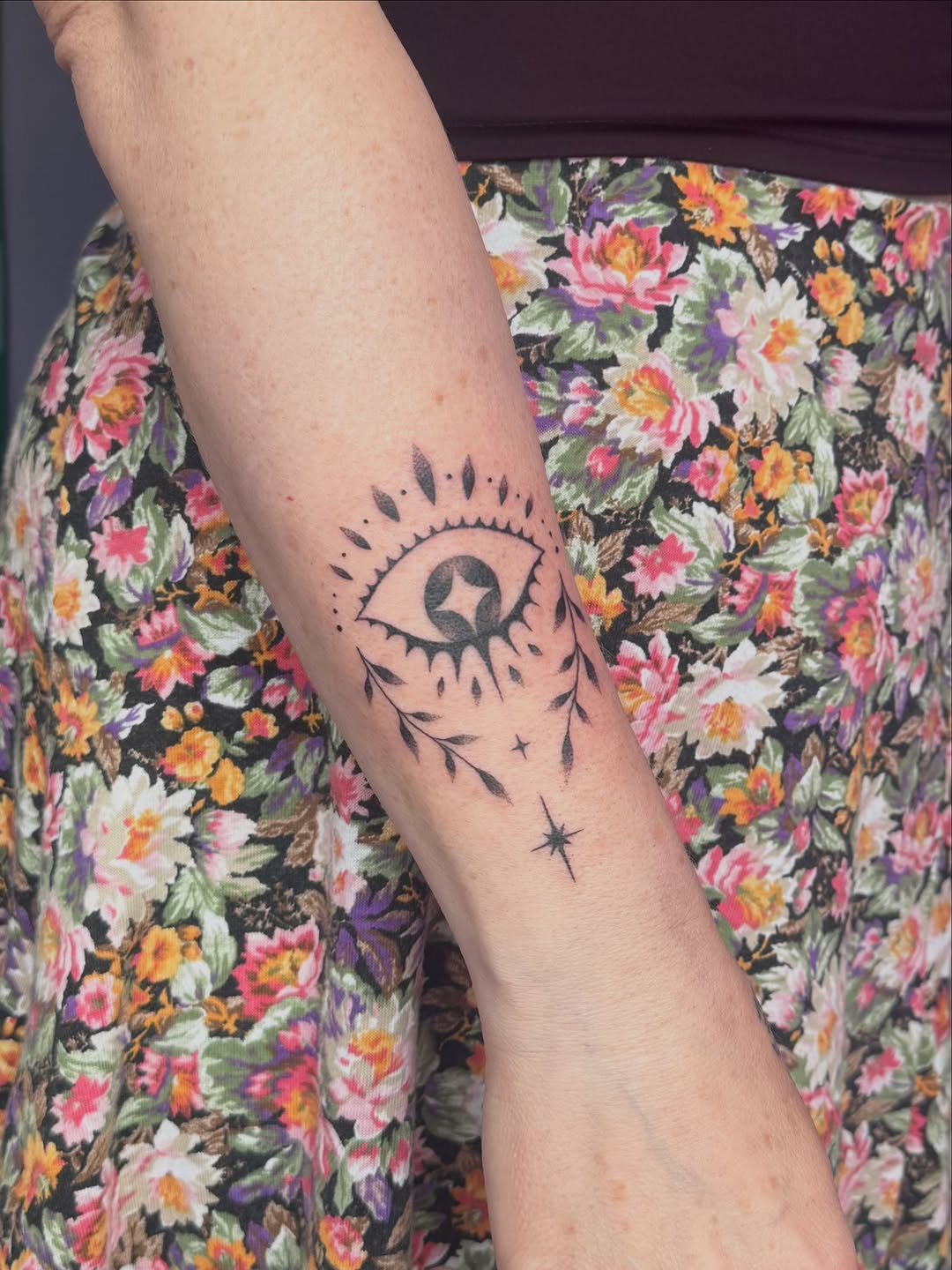 Tattoo by @erica_tats — fine_line, minimalist