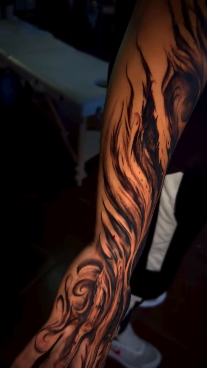 Tattoo by @rotenhill_tattoo β black_and_grey, ornamental