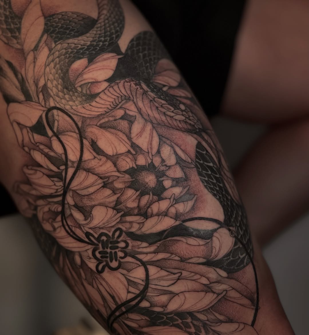 Tattoo by @72_blk — japanese_irezumi, black_and_grey