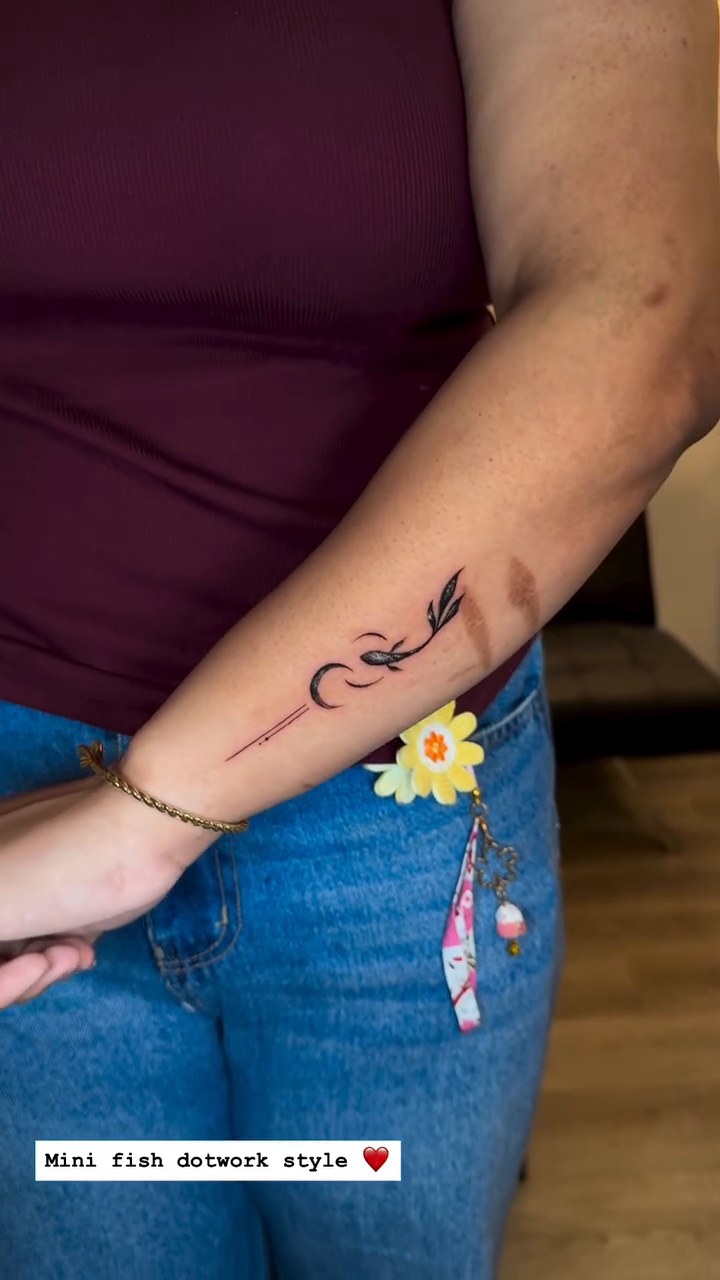 Tattoo by @silverlotus.studio — dotwork, fine_line