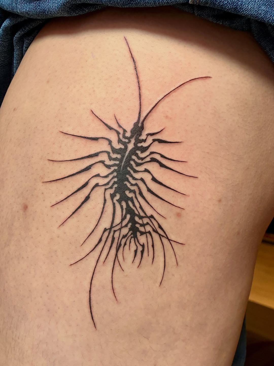 Tattoo by @growthriing โ blackwork, fine_line