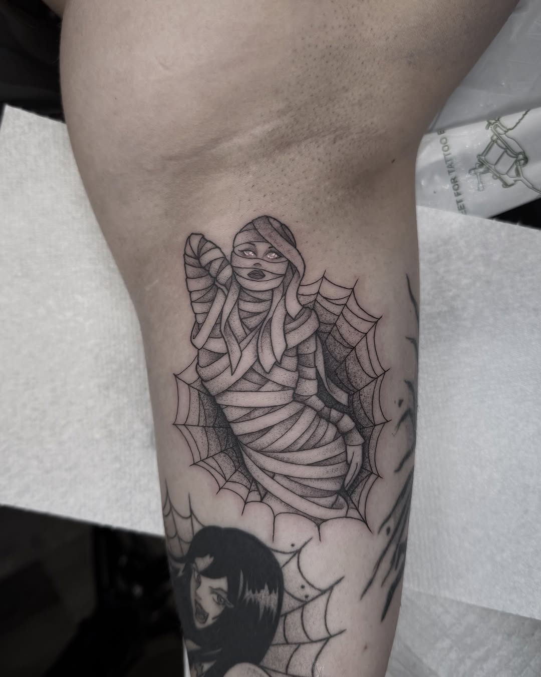 Tattoo by @midnight.spell.art — american_traditional, dotwork