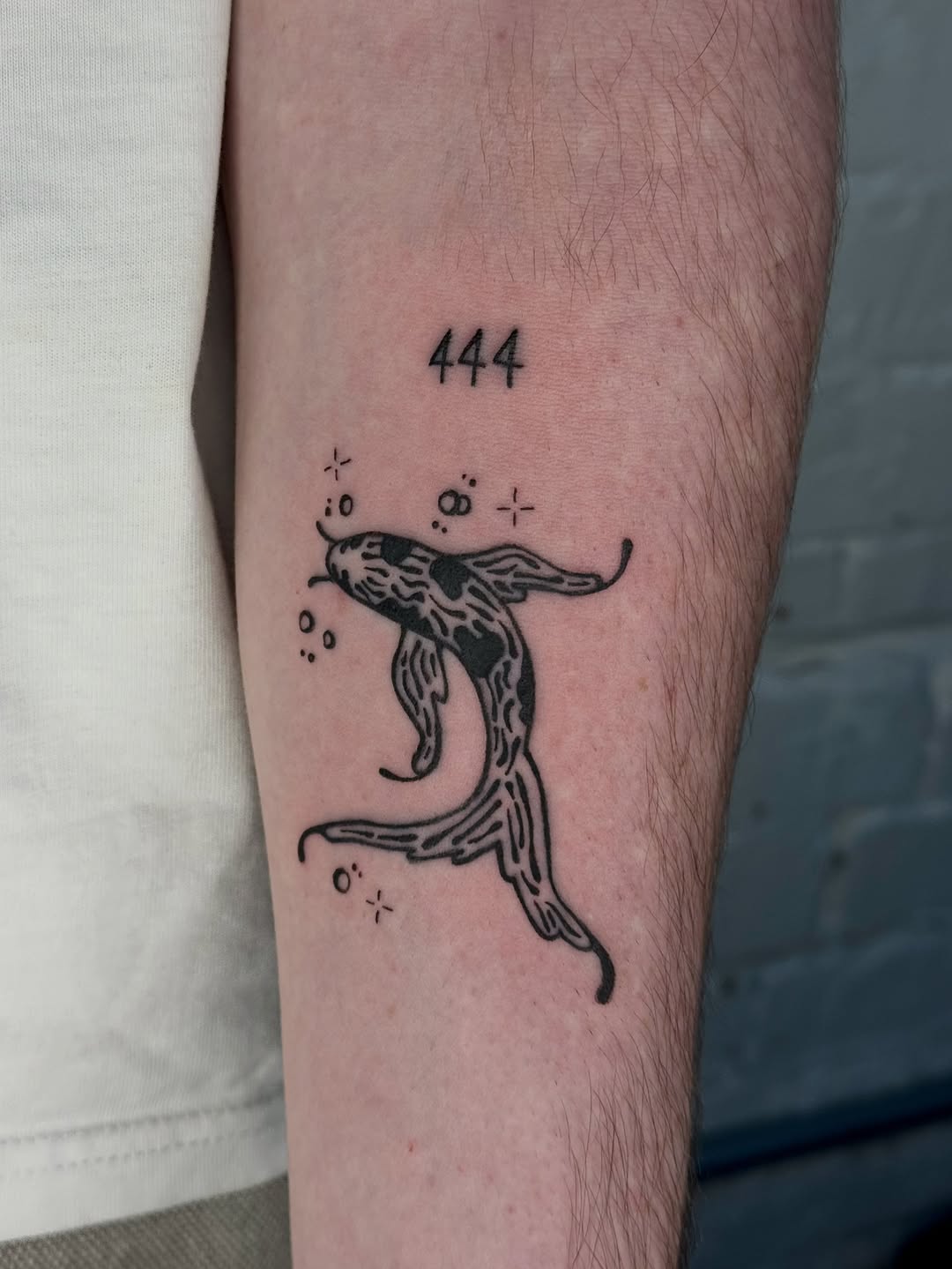 Tattoo by @studioalisi — fine_line, minimalist