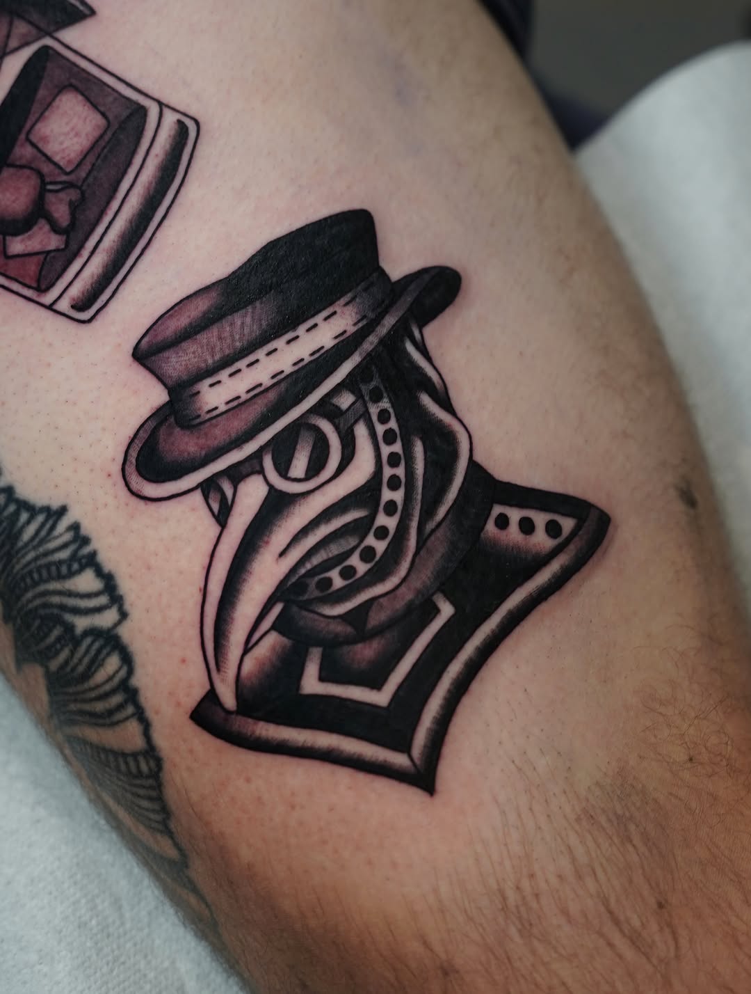 Tattoo by @joana.tattooer — american_traditional
