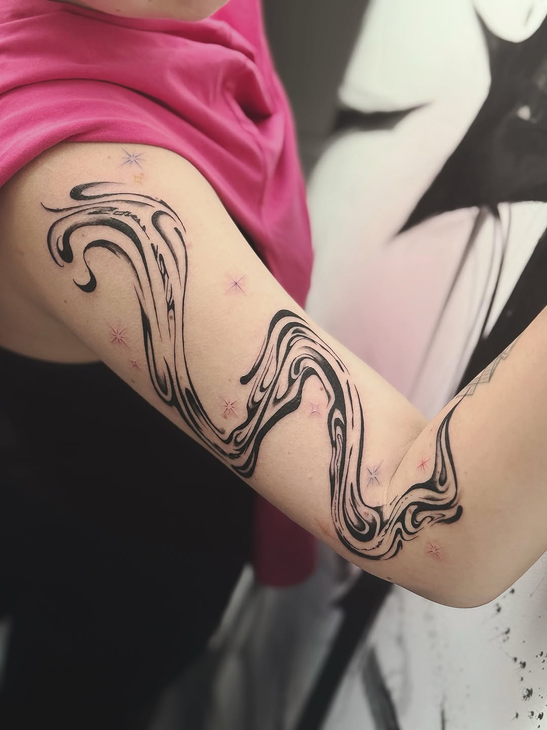 Tattoo by @masha.khelik.ttt — blackwork, abstract