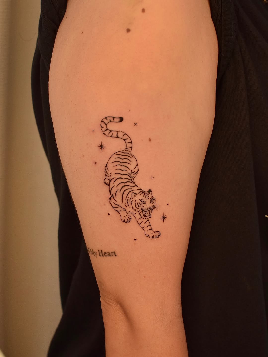 Tattoo by @tattooer_jina — fine_line