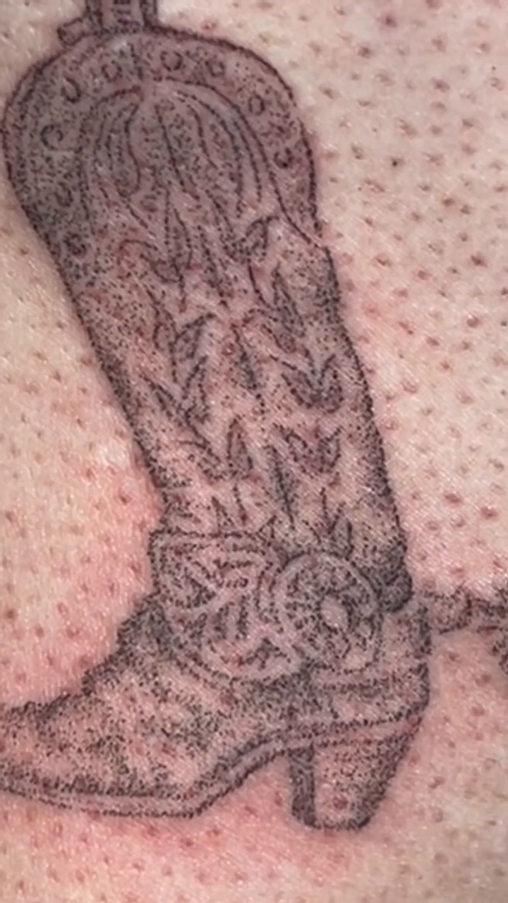 Tattoo by @dani.l.pokes β dotwork, fine_line