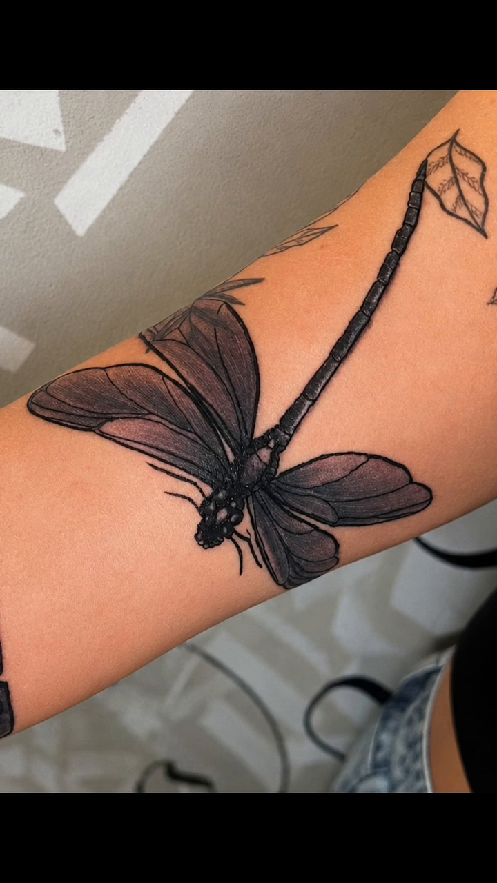 Tattoo by @tuszemdojebany — black_and_grey, realism