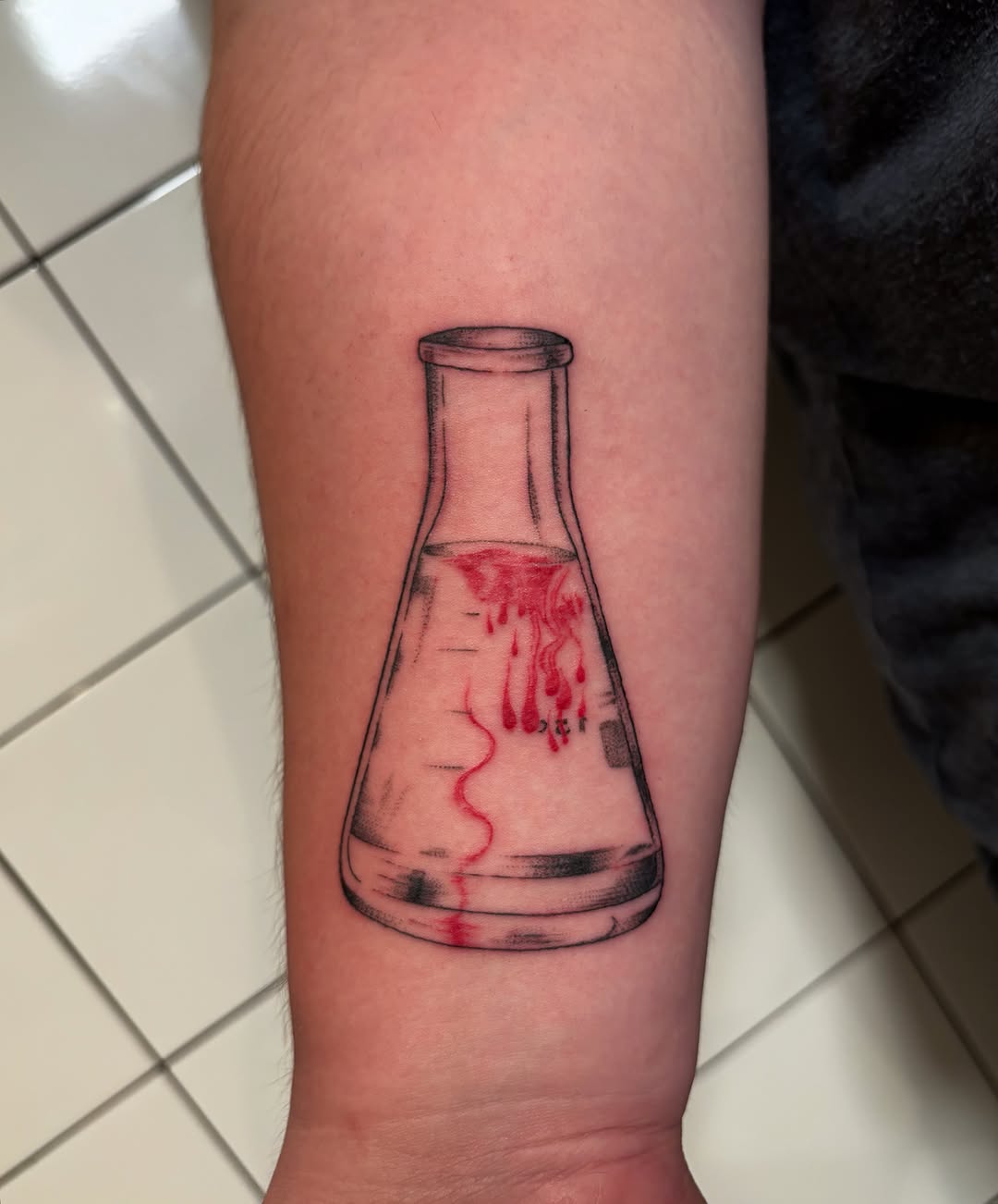 Tattoo by @daynatattoos — black_and_grey, illustrative