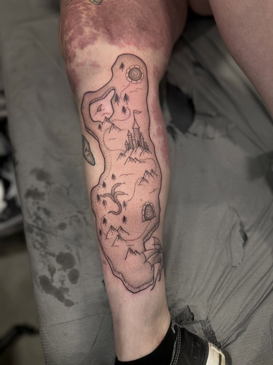 Tattoo by @copaceticink โ illustrative, black_and_grey