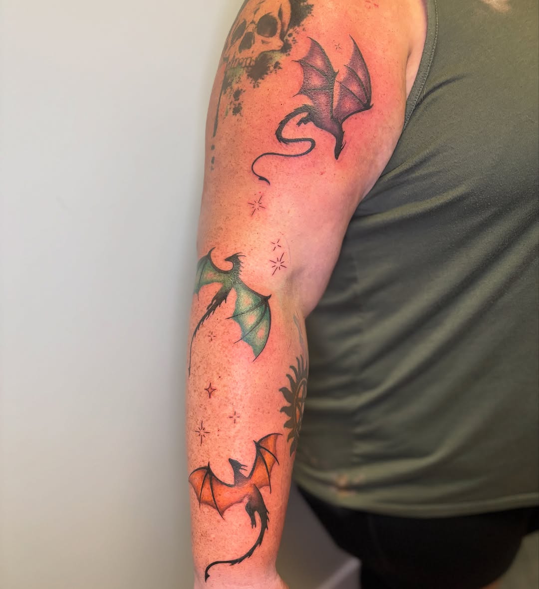 Tattoo by @draventoewstattoo β new_school