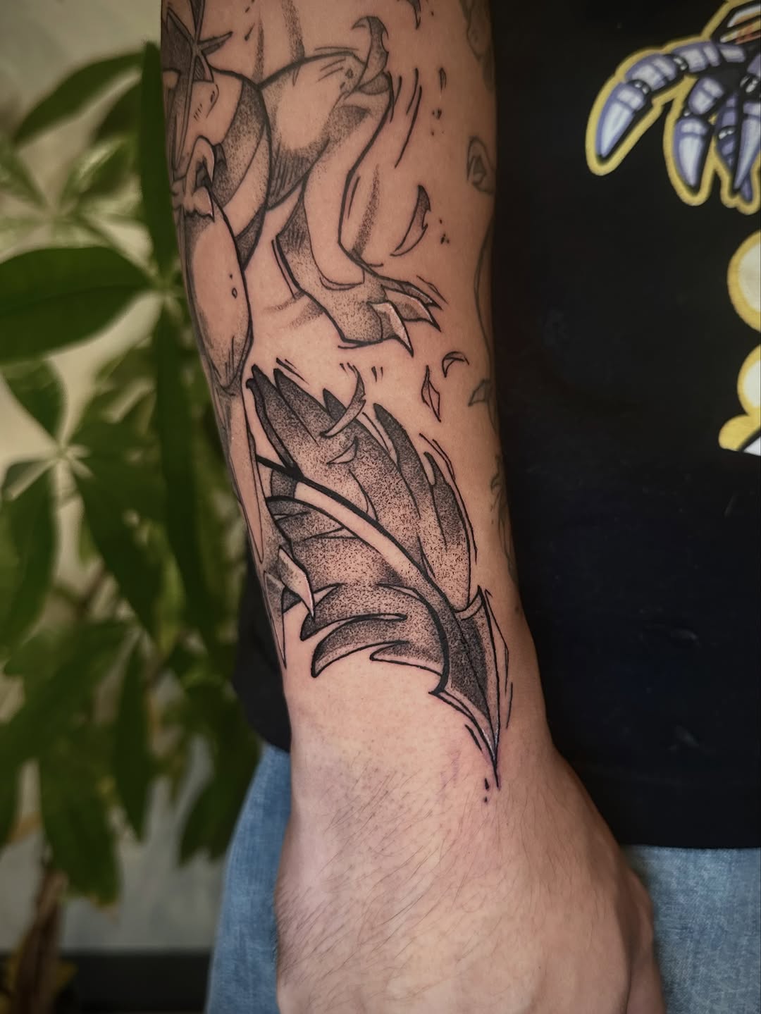 Tattoo by @moggy_tattoo โ illustrative, dotwork