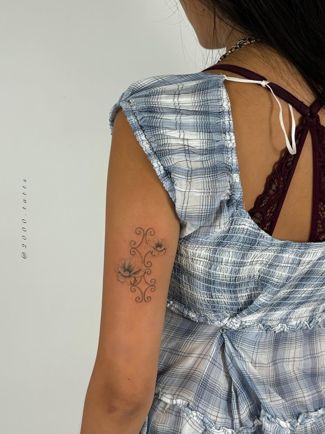 Tattoo by @2000.tatts โ fine_line, black_and_grey