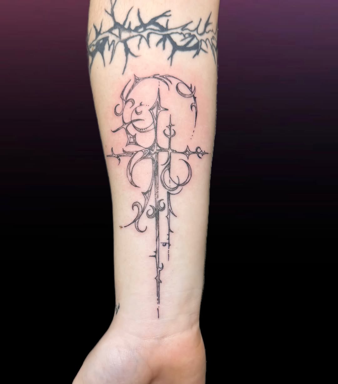 Tattoo by @haileymariastudio — fine_line, ornamental