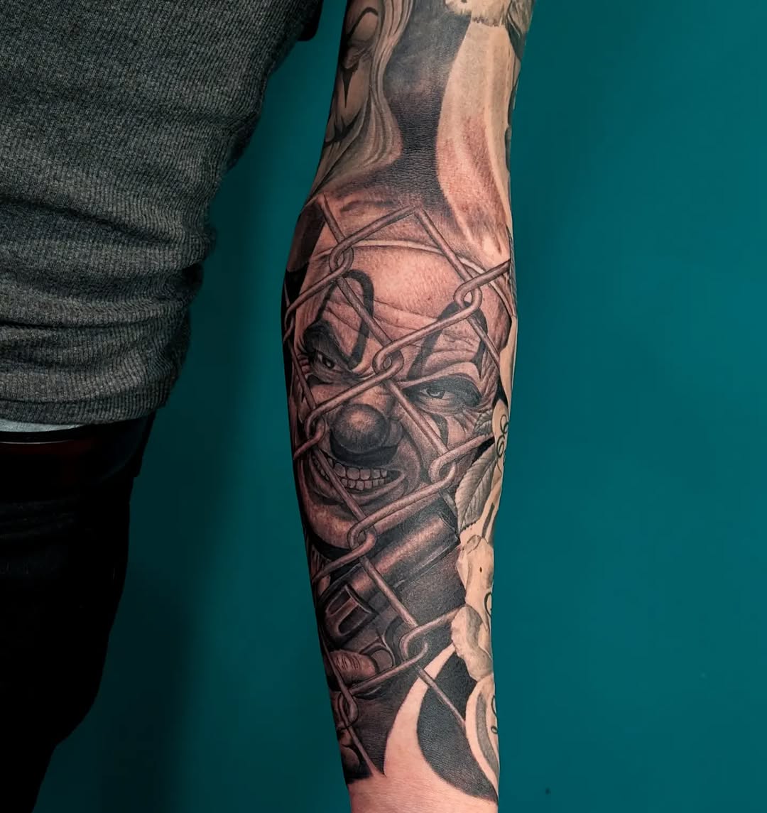 Tattoo by @arik.tattoo โ realism, black_and_grey