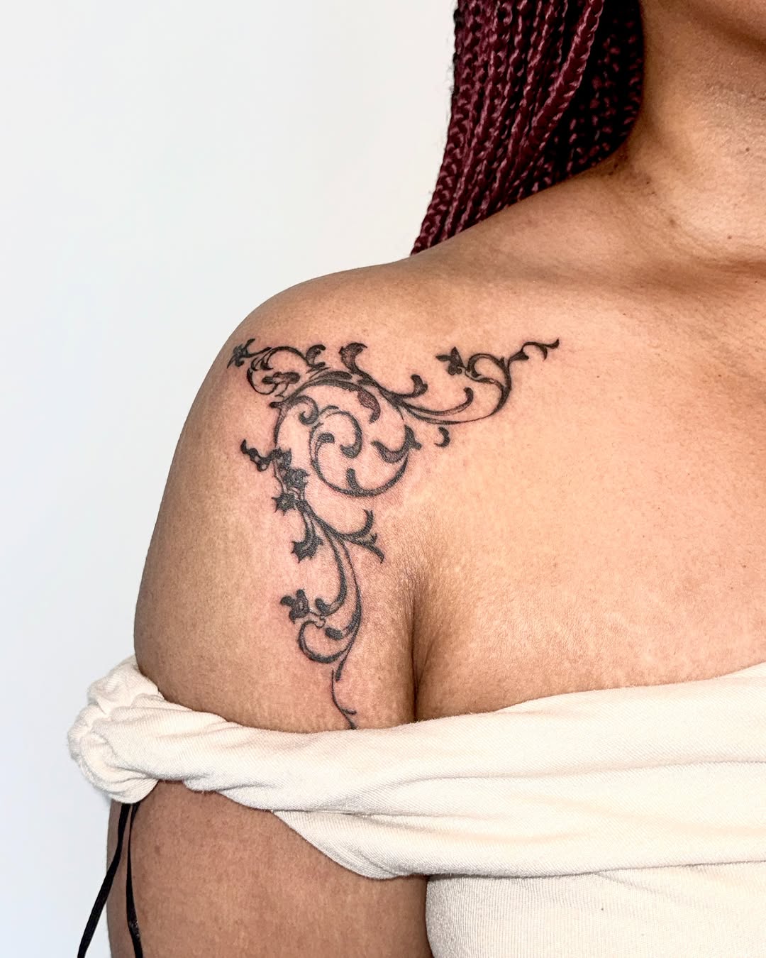 Tattoo by @flying.butter.tattoo β fine_line, ornamental