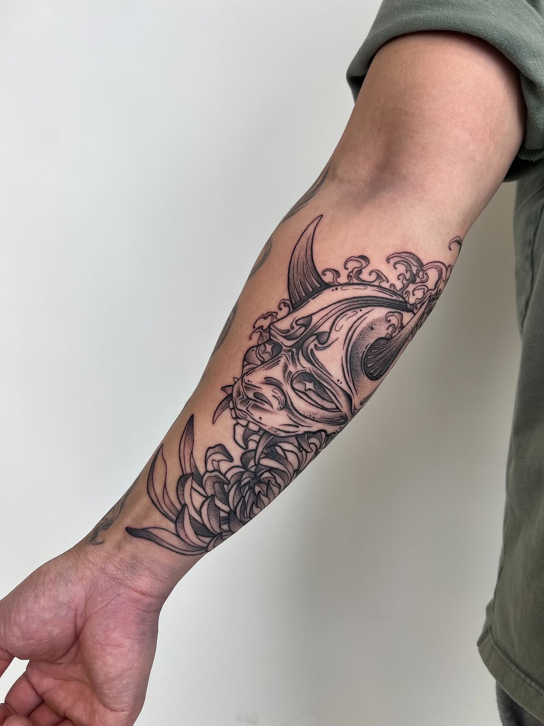 Tattoo by @madamerubis — japanese_irezumi, black_and_grey