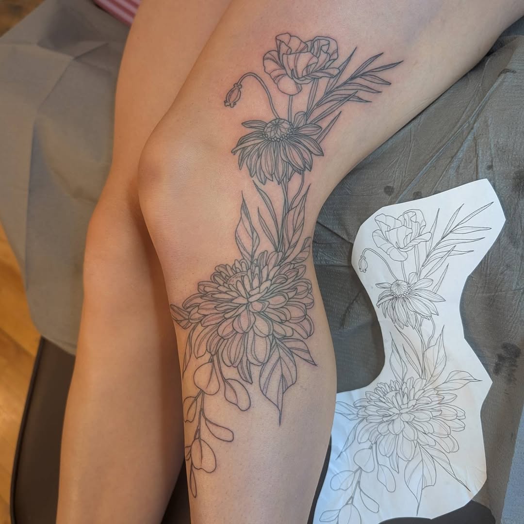 Tattoo by @mothandflametattoos — fine_line