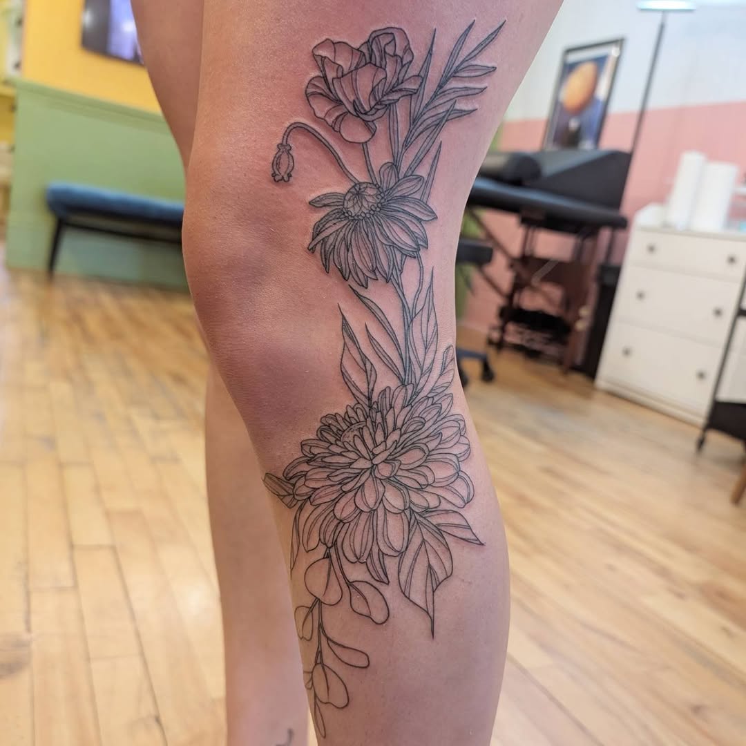 Tattoo by @mothandflametattoos — fine_line