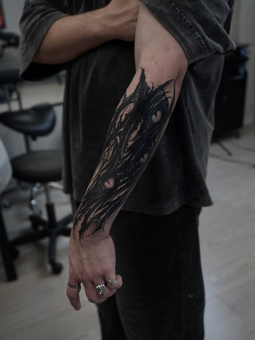 Tattoo by @_vants__ — blackwork, dark_realism
