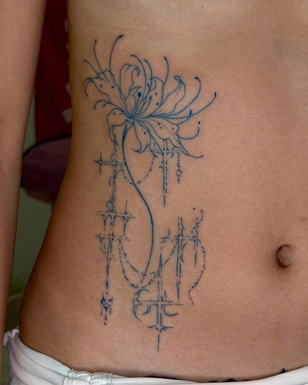 Tattoo by @inkbytheresa — fine_line, illustrative