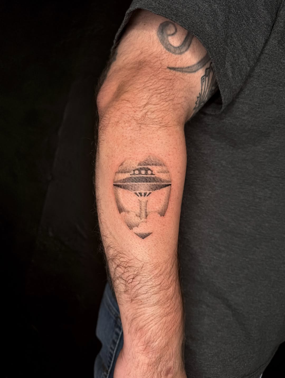 Tattoo by @mbauertattoo — black_and_grey, geometric