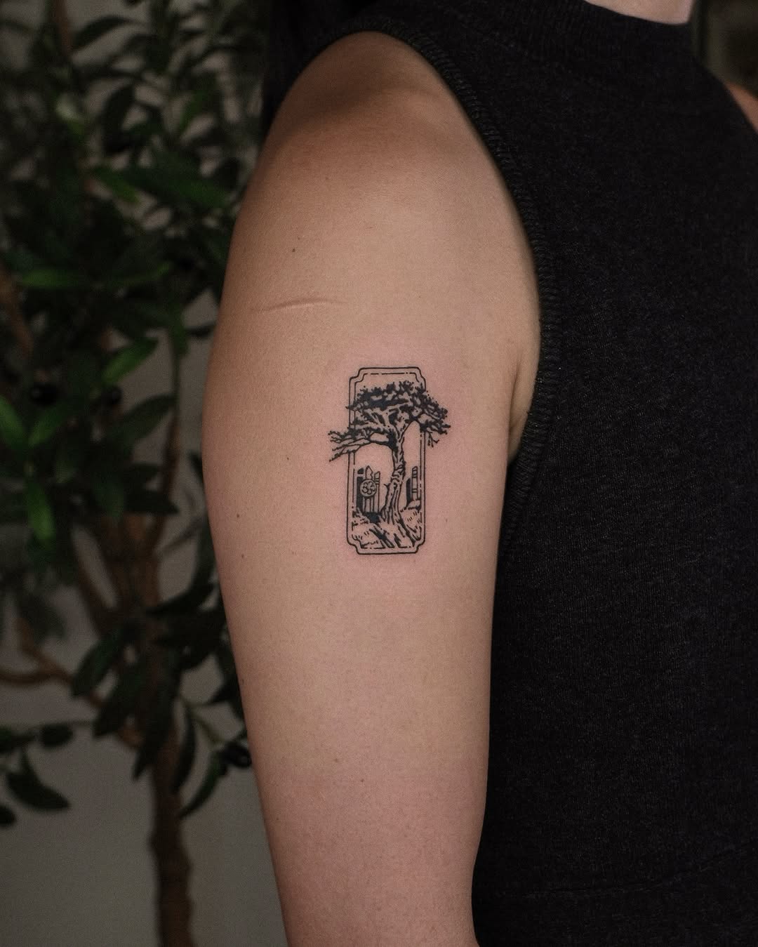 Tattoo by @wabisabi_ttt — illustrative, fine_line
