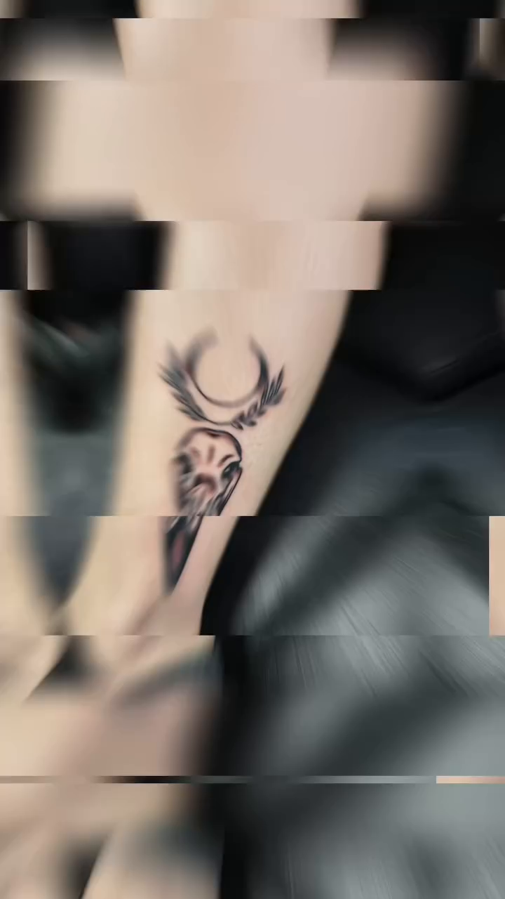 Tattoo by @hyacynth.tattoo — black_and_grey, realism