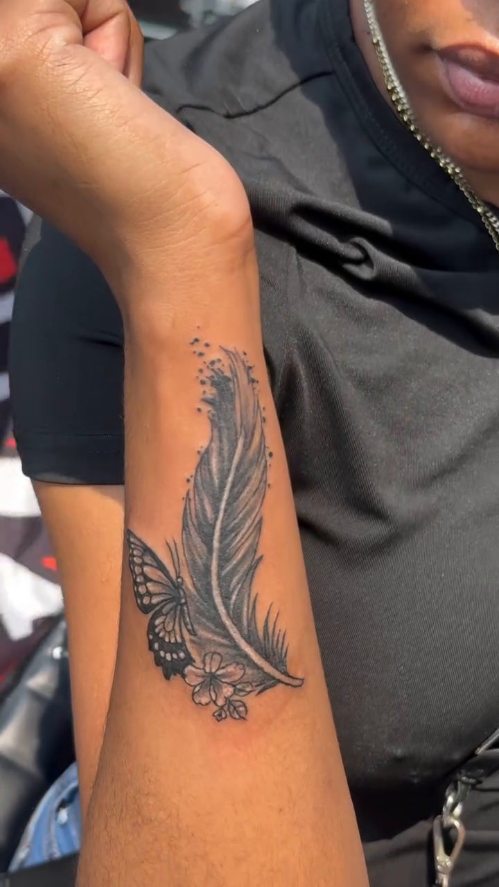 Tattoo by @onasistattoo — fine_line, black_and_grey