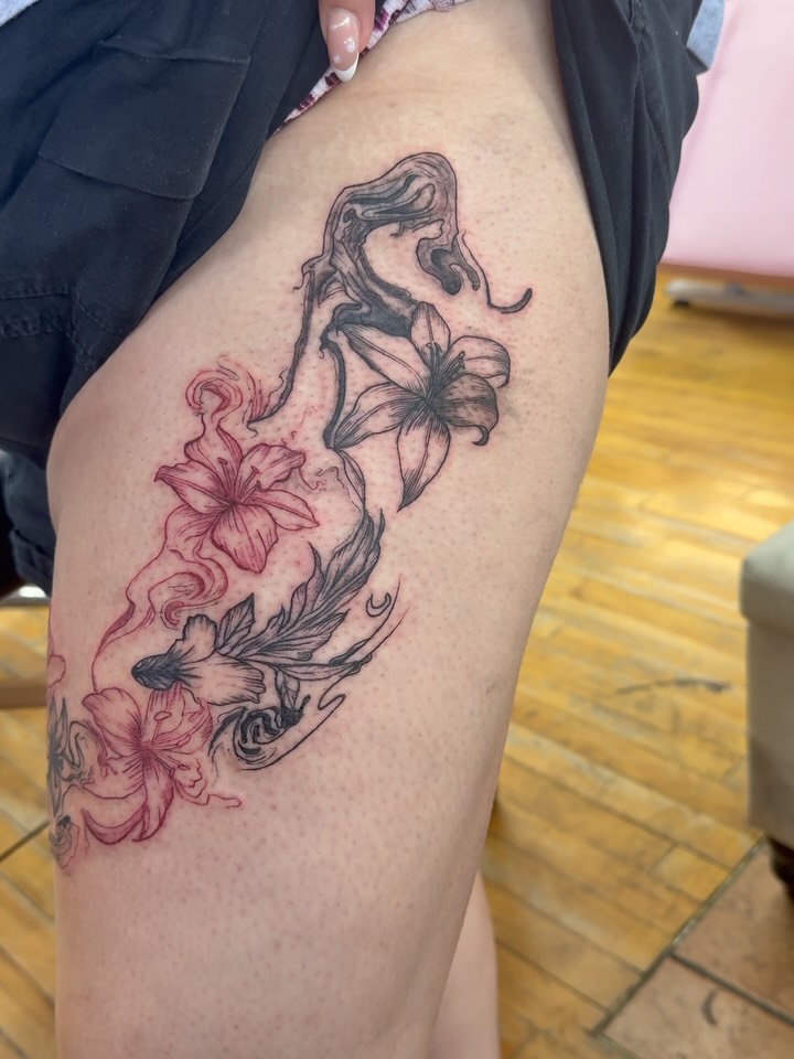 Tattoo by @inked_by_parisapple — fine_line, illustrative