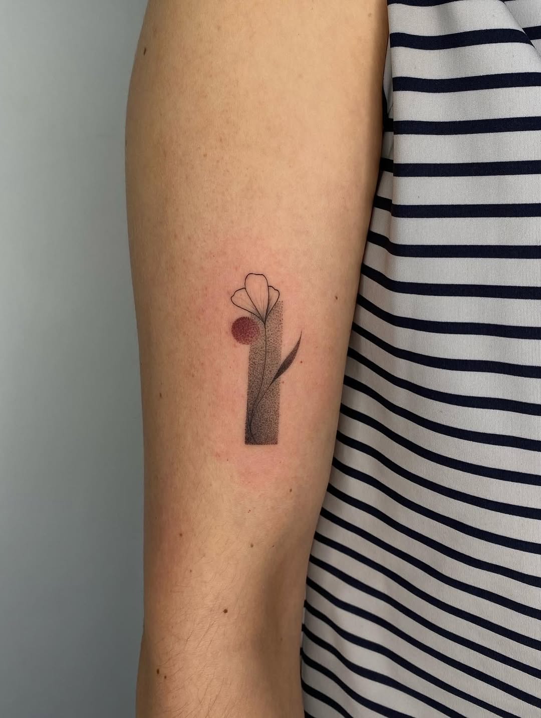 Tattoo by @douceliigne — fine_line, dotwork