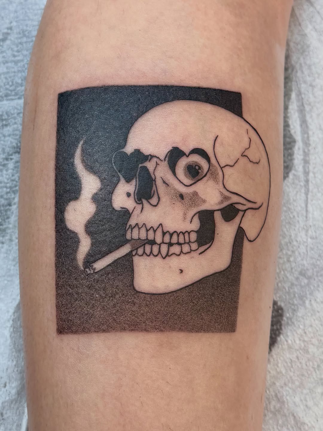 Tattoo by @dizzy.inked — black_and_grey, illustrative