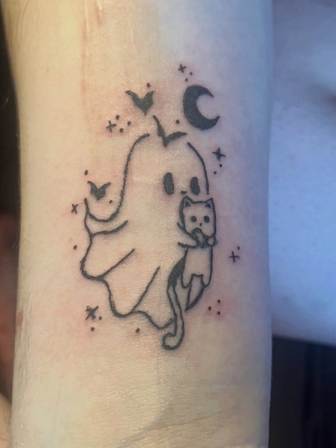 Tattoo by @fuckedupkittytattoo — fine_line, minimalist