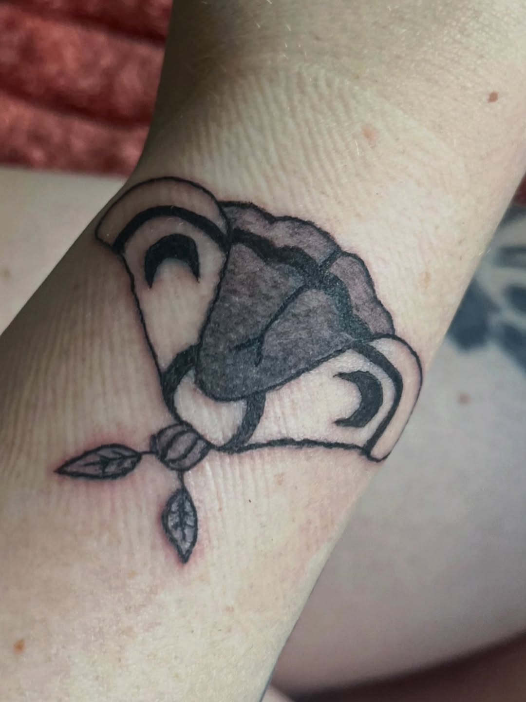 Tattoo by @fuckedupkittytattoo — black_and_grey, fine_line