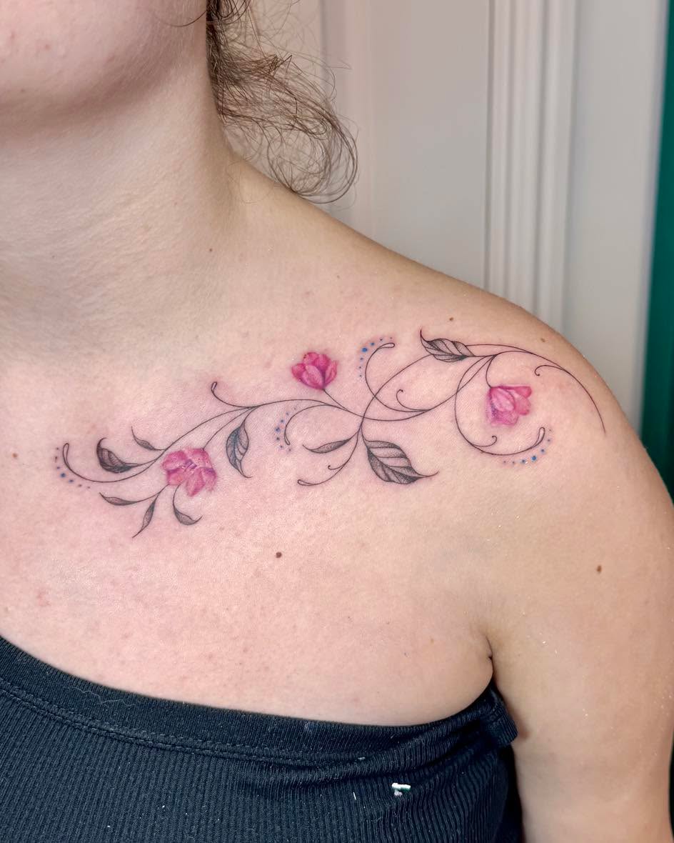 Tattoo by @beccasuetattoo โ fine_line, minimalist