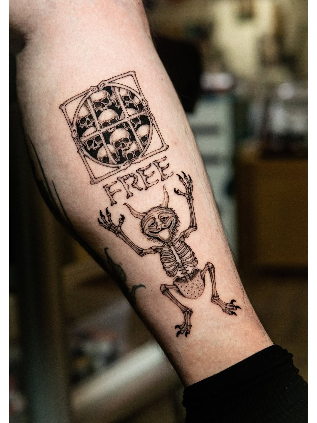 Tattoo by @minblackwork โ black_and_grey, illustrative