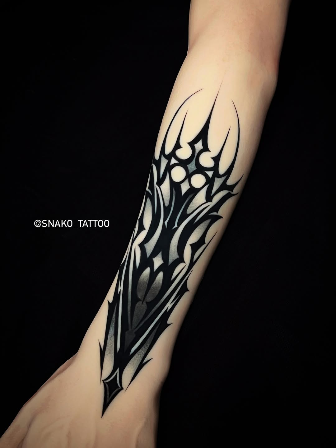 Tattoo by @snako_tattoo β blackwork, geometric