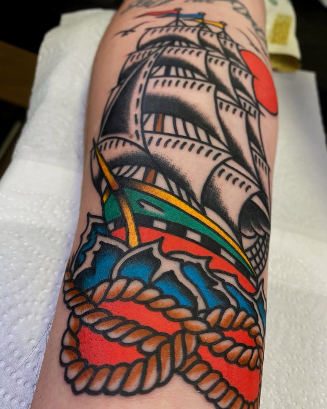 Tattoo by @s.ferrertattoo β american_traditional