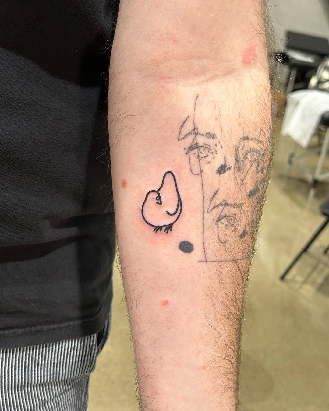 Tattoo by @mayapplecellrip.tattoo β fine_line, minimalist