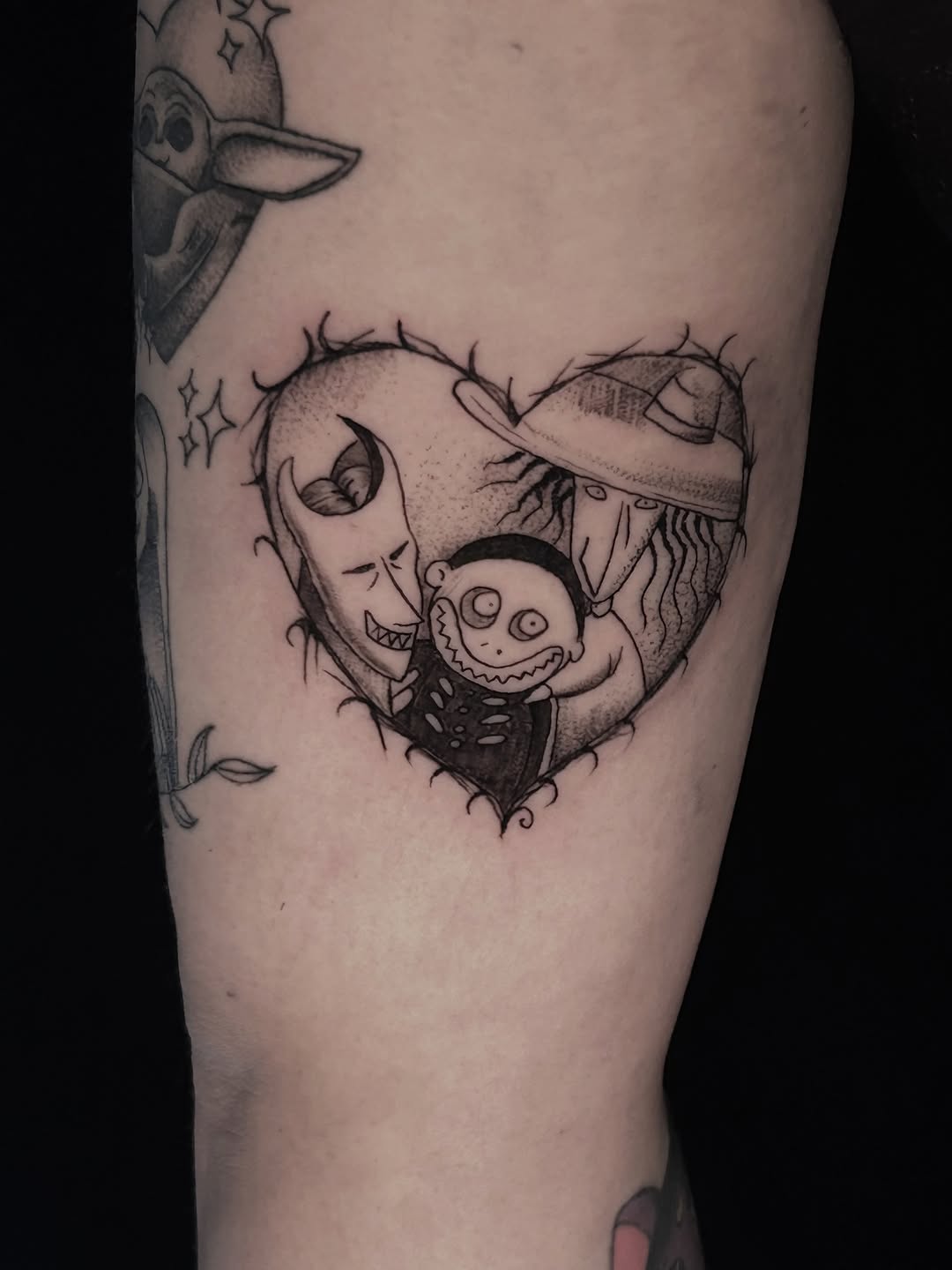 Tattoo by @la_diabhla — illustrative, black_and_grey