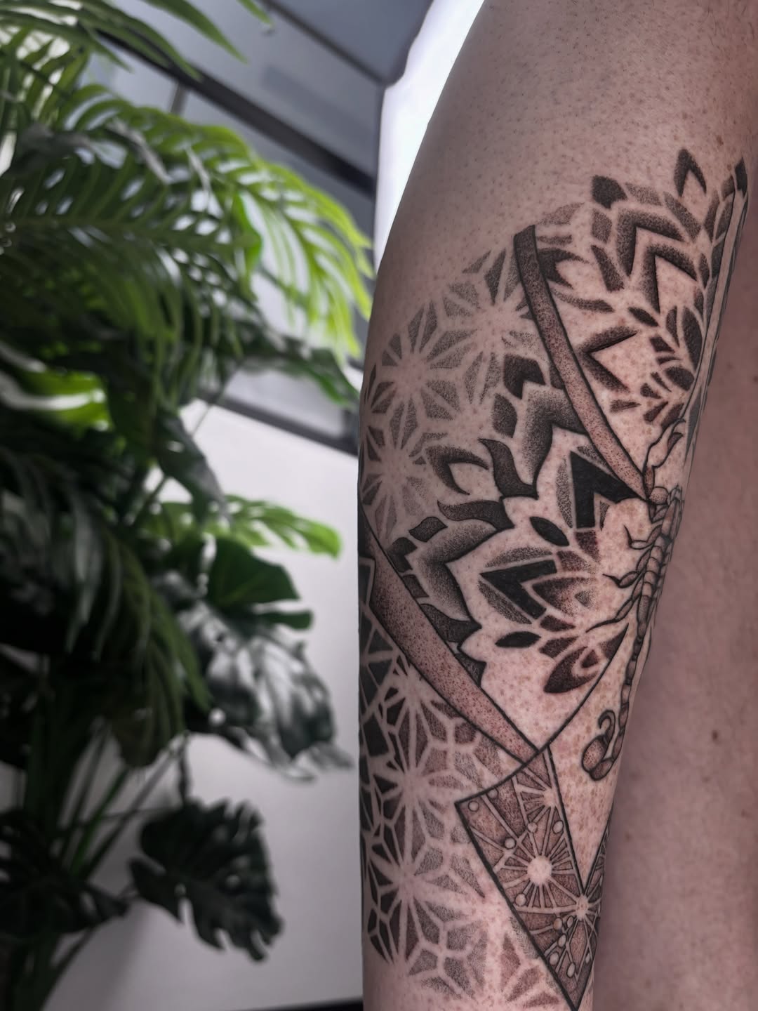 Tattoo by @ariusink โ geometric, dotwork