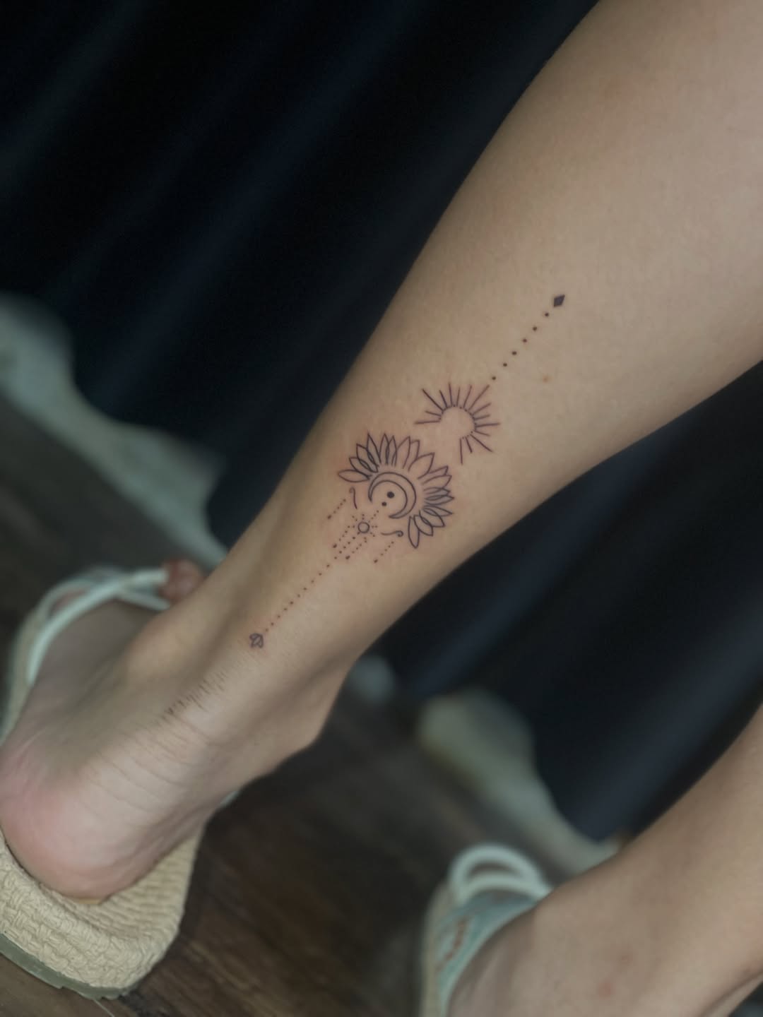 Tattoo by @peejiktattoo — fine_line, minimalist
