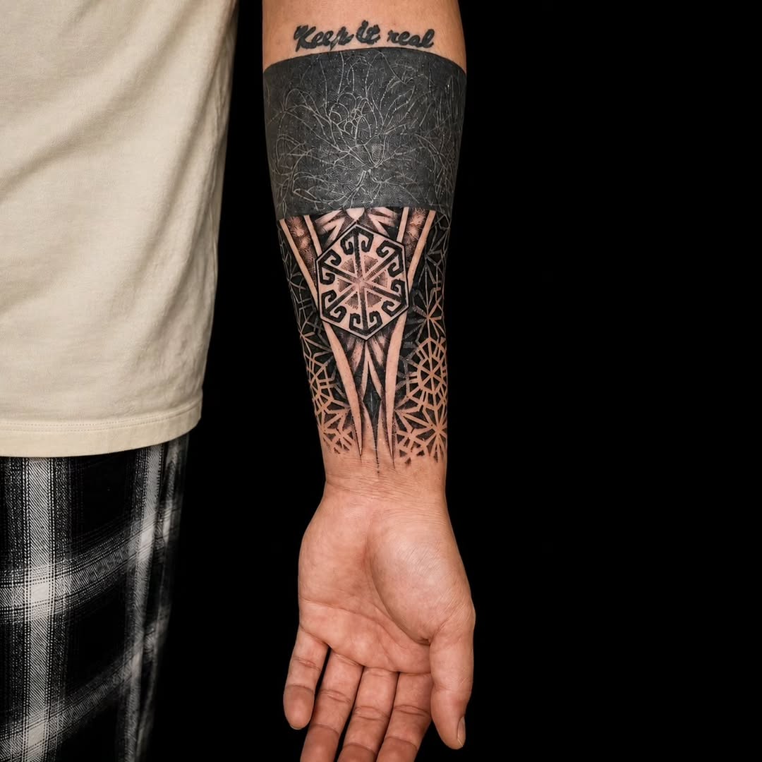 Tattoo by @toa_monti β geometric, blackwork