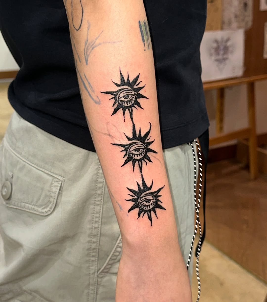 Tattoo by @kiijooya — blackwork, ornamental