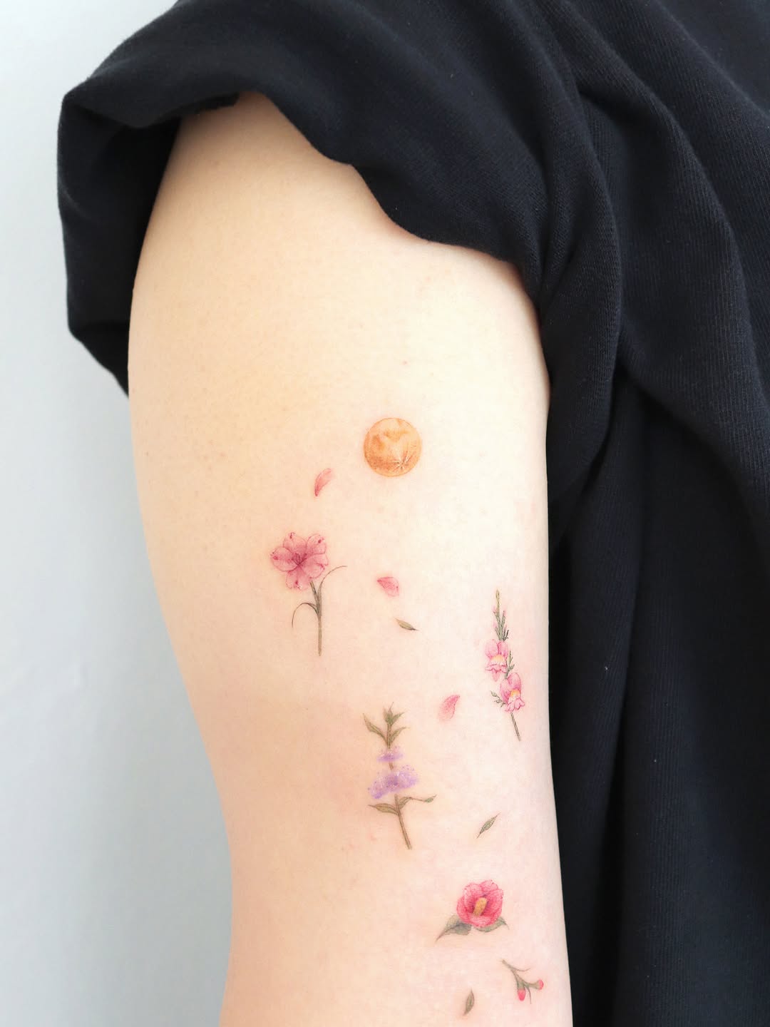 Tattoo by @vanilla__tattoo — fine_line, watercolor