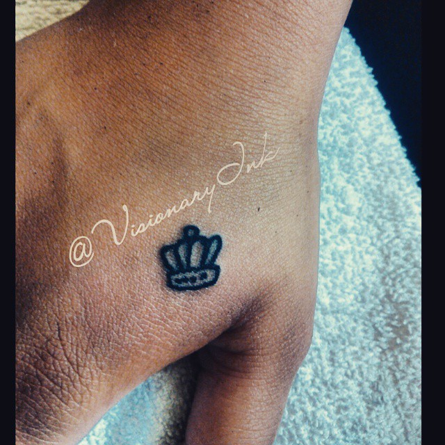 Tattoo by @visionaryink__ β fine_line, minimalist